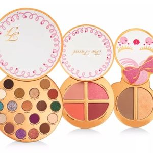 TOO FACED - LET IT SNOW GIRL- LIMITED EDITION KIT - EVERYTHING YOU WANT AND NEED